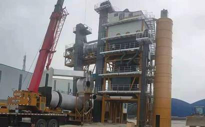 Why should asphalt mixing plants use complete sets of equipment?
